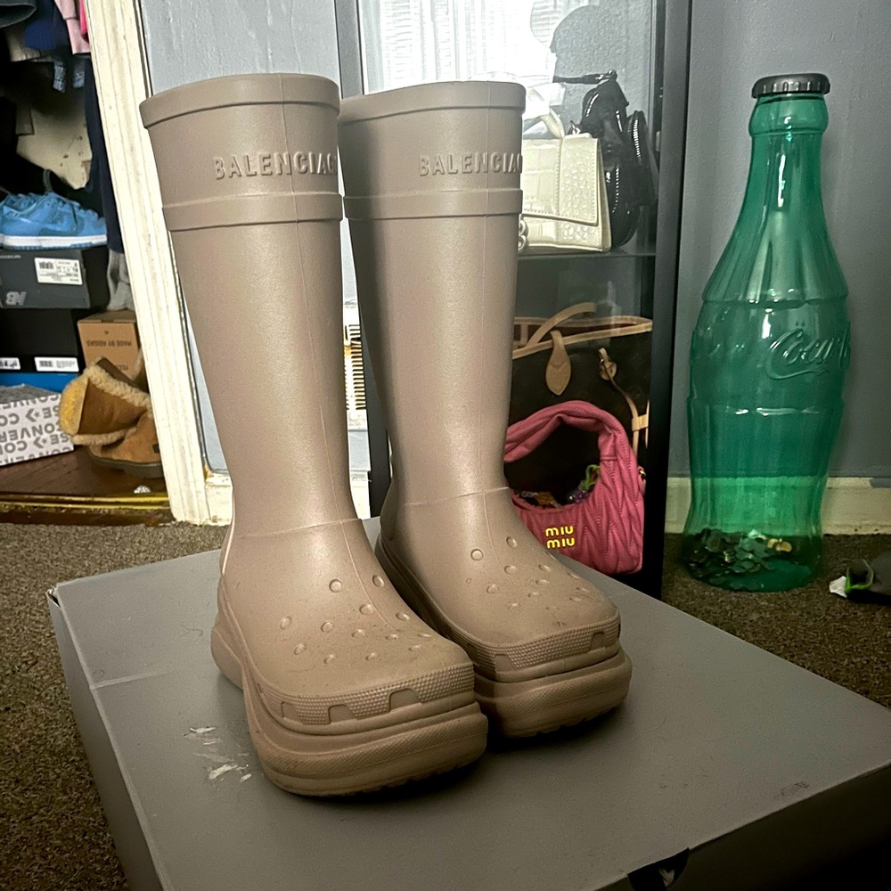 Balenciaga Croc boots (beige)